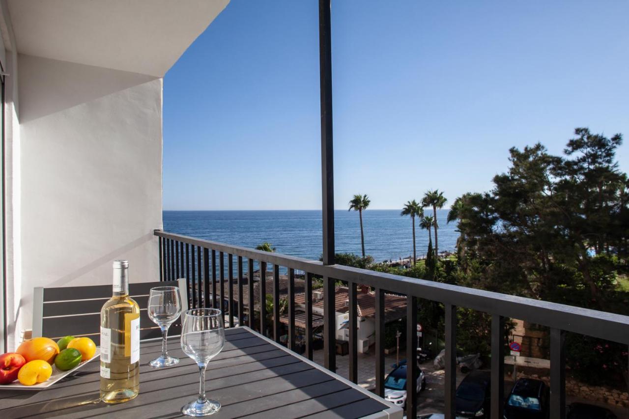 Lovely Beachfront Apartment In Calahonda Sitio de Calahonda エクステリア 写真
